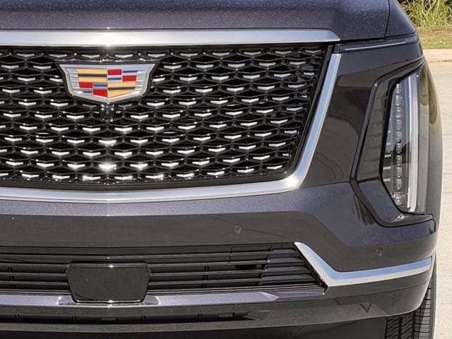 2026 Cadillac Escalade Luxury - Photo 8