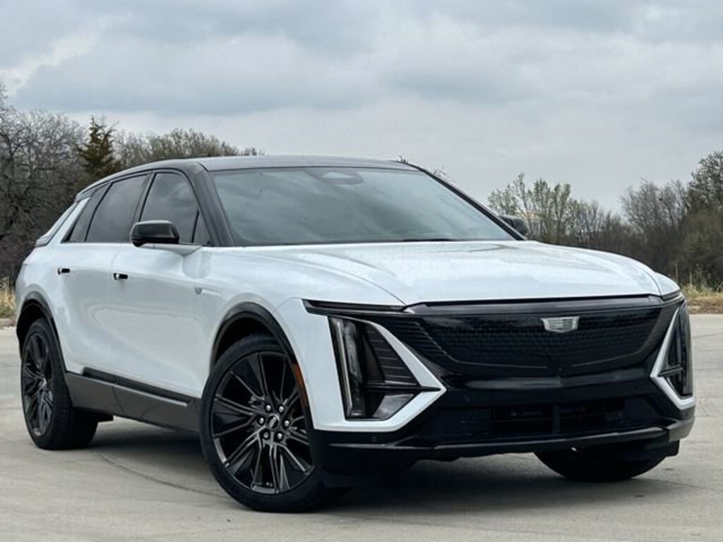 New 2026 CADILLAC LYRIQ Signature Sport SUV