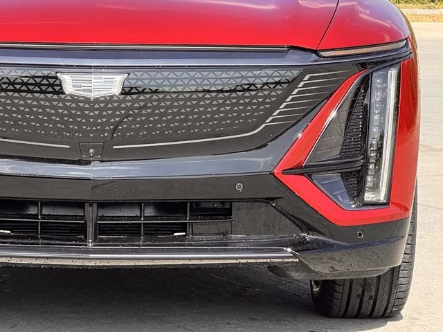 2027 Cadillac LYRIQ Sport - Photo 8