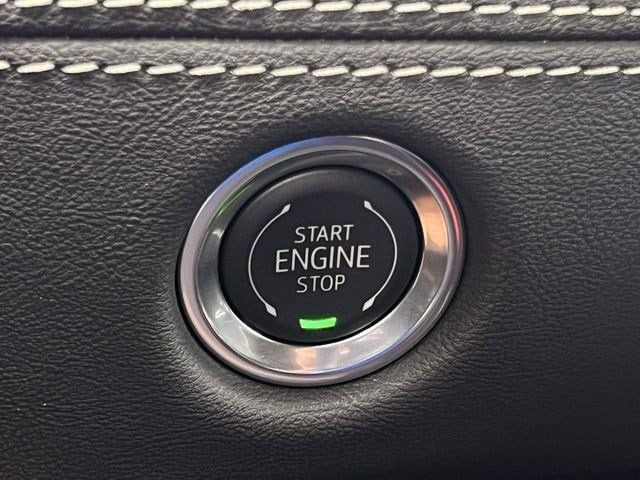 2026 Cadillac Escalade ESV Sport - Photo 18