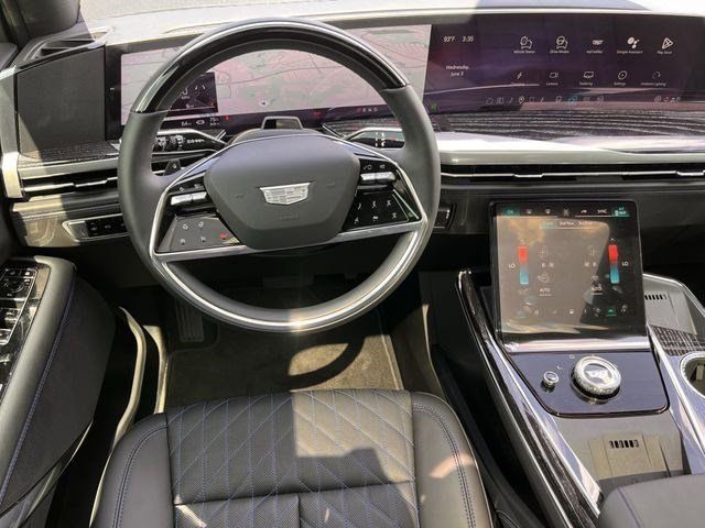 2026 Cadillac Escalade IQ Sport - Photo 10