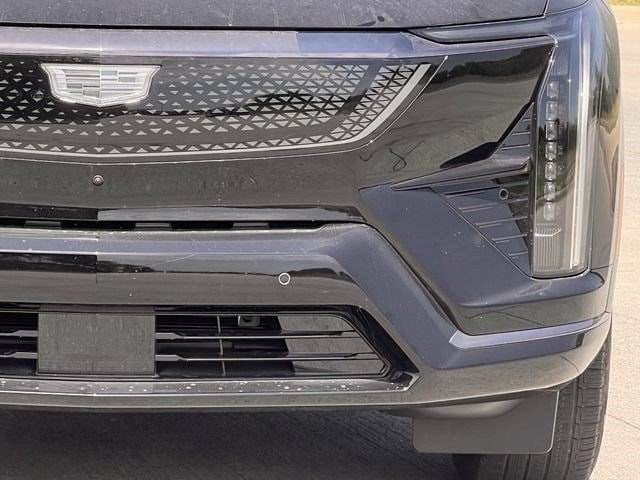 2027 Cadillac OPTIQ Sport - Photo 8