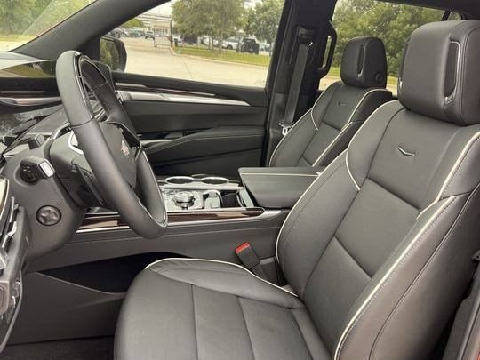 2026 Cadillac Escalade Luxury - Photo 22