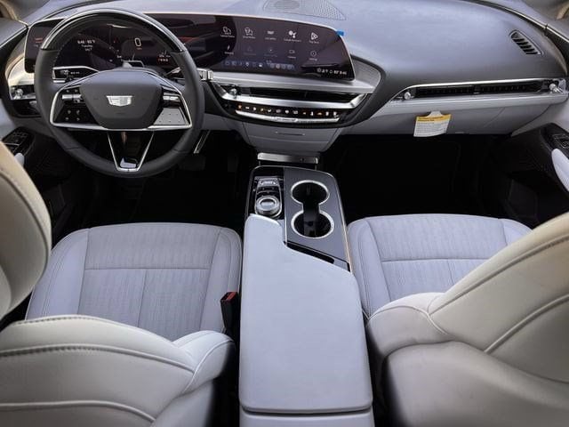 2026 Cadillac LYRIQ Luxury - Photo 10