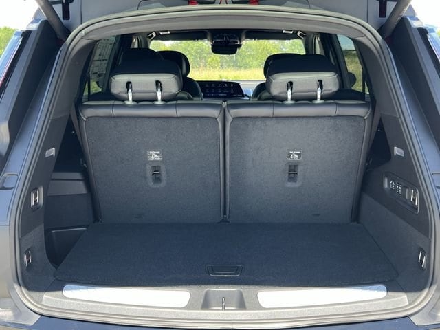 2026 Cadillac VISTIQ Luxury - Photo 26