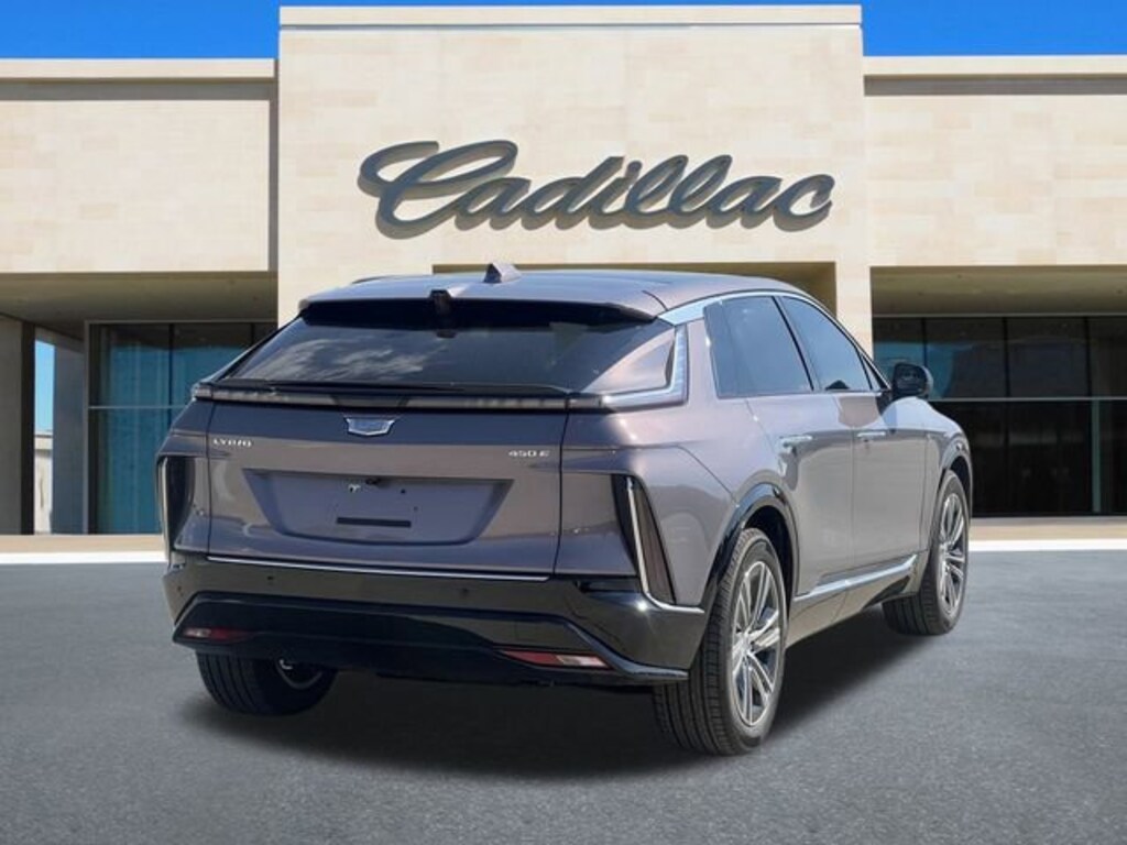 New 2026 CADILLAC LYRIQ Luxury SUV