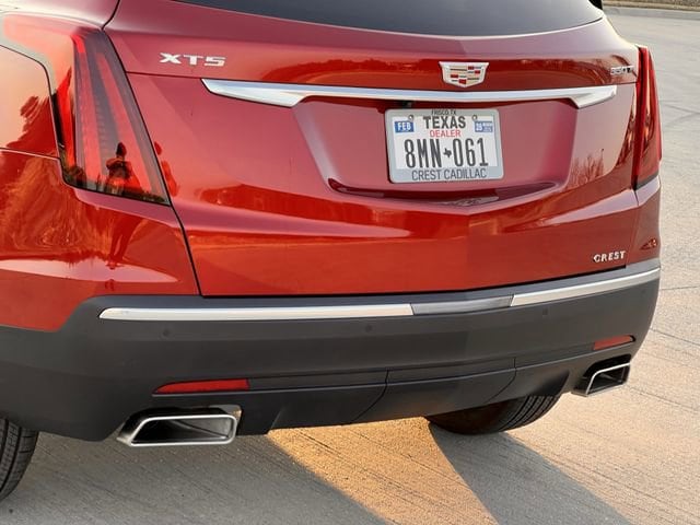 View vehicle photo 6