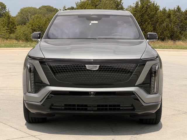 2027 Cadillac VISTIQ Sport - Photo 7