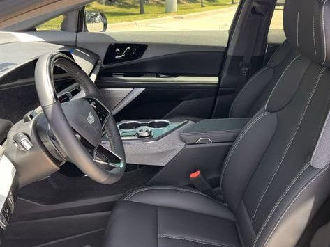 2026 Cadillac OPTIQ Sport - Photo 22