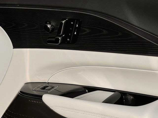 2026 Cadillac LYRIQ Luxury - Photo 23