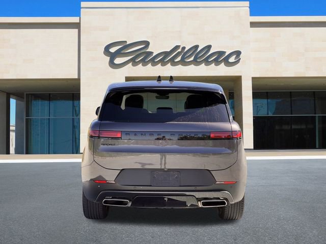 2024 Land Rover Range Rover Sport SE photo 3