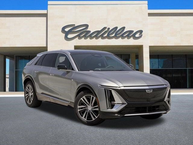 New 2026 CADILLAC LYRIQ Luxury SUV