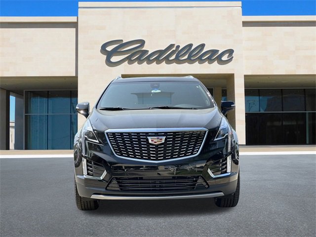 2025 Cadillac XT5 Premium Luxury photo 2