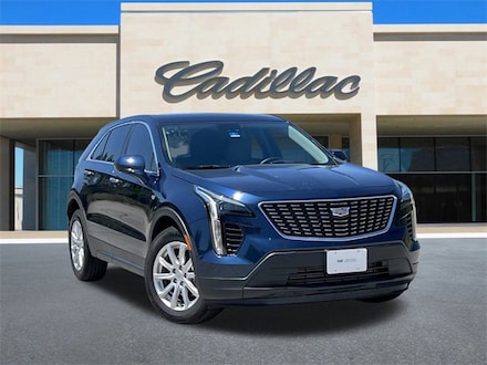 2022 CADILLAC XT4 Luxury SUV