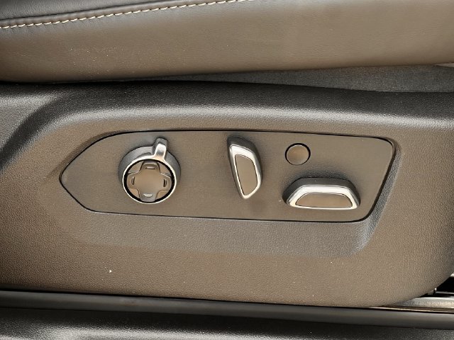 2026 Cadillac Escalade Platinum Sport - Photo 24