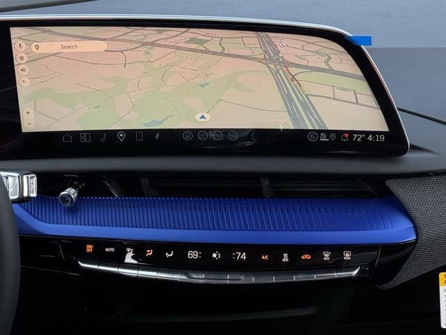 2026 Cadillac OPTIQ V-Series - Photo 13