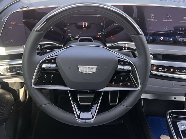 2027 Cadillac LYRIQ Luxury - Photo 11