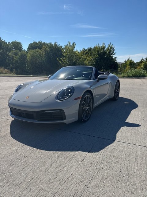 2024 Porsche 911 Cabriolet photo 3