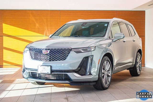 2025 Cadillac XT6 Premium Luxury's photo