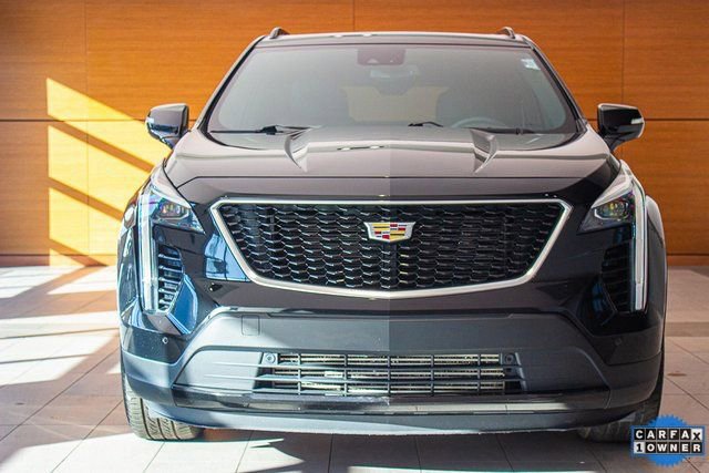 2022 Cadillac XT4 Sport photo 2