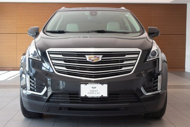 Used 2017 Cadillac XT5 Luxury with VIN 1GYKNBRS1HZ220579 for sale in Brookfield, WI