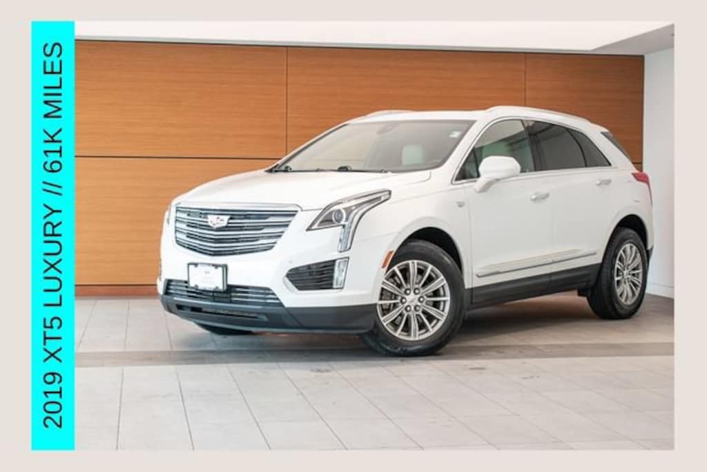 Used 2019 CADILLAC XT5 Luxury FWD SUV
