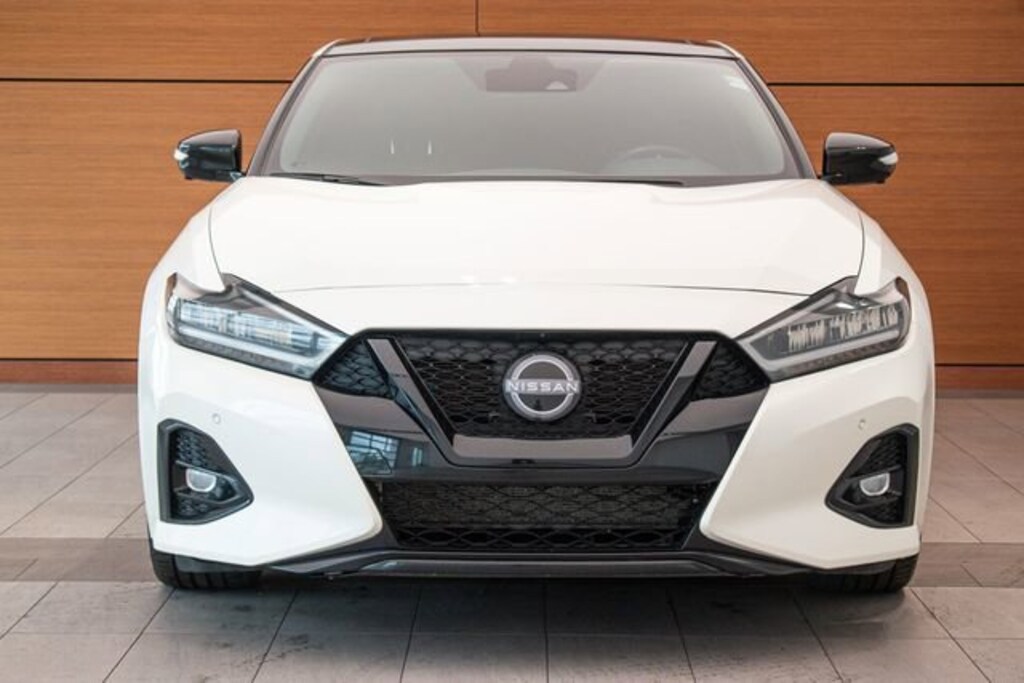 Used 2023 Nissan Maxima SR