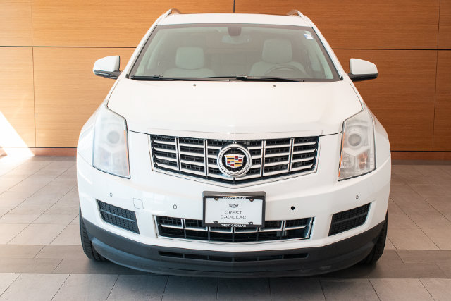 Used 2016 Cadillac SRX Luxury Collection with VIN 3GYFNEE38GS562995 for sale in Brookfield, WI