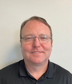 Staff member Aaron Carpenter from ID_34549d663dbe