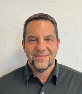 Staff member DANIEL BZDAWKA from ID_43d0464efc02