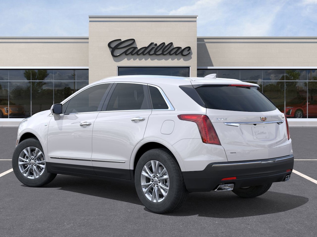 New 2025 CADILLAC XT5 Luxury SUV