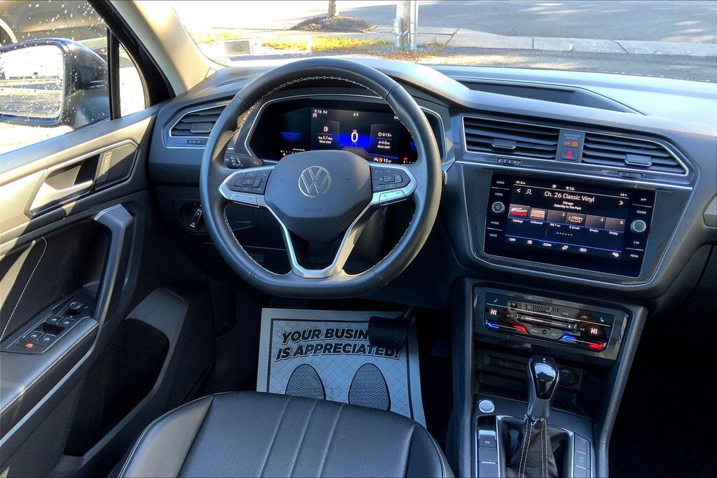 Used 2022 Volkswagen Tiguan SE