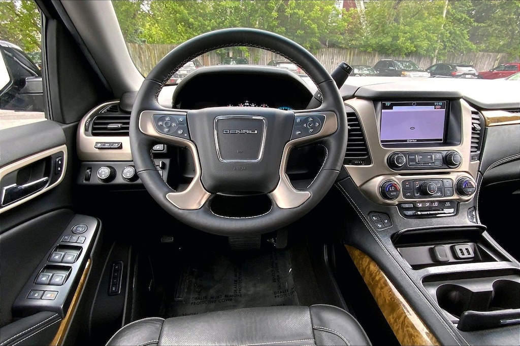 Used 2017 GMC Yukon XL Denali SUV