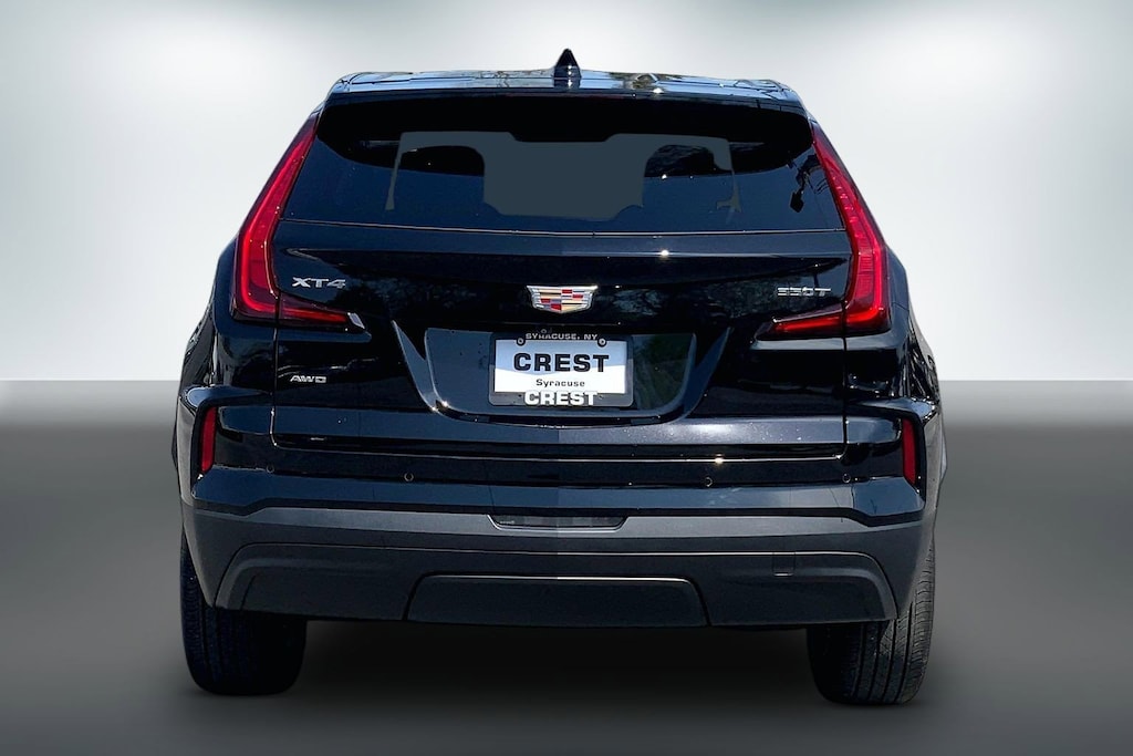 Used 2024 CADILLAC XT4 Luxury SUV
