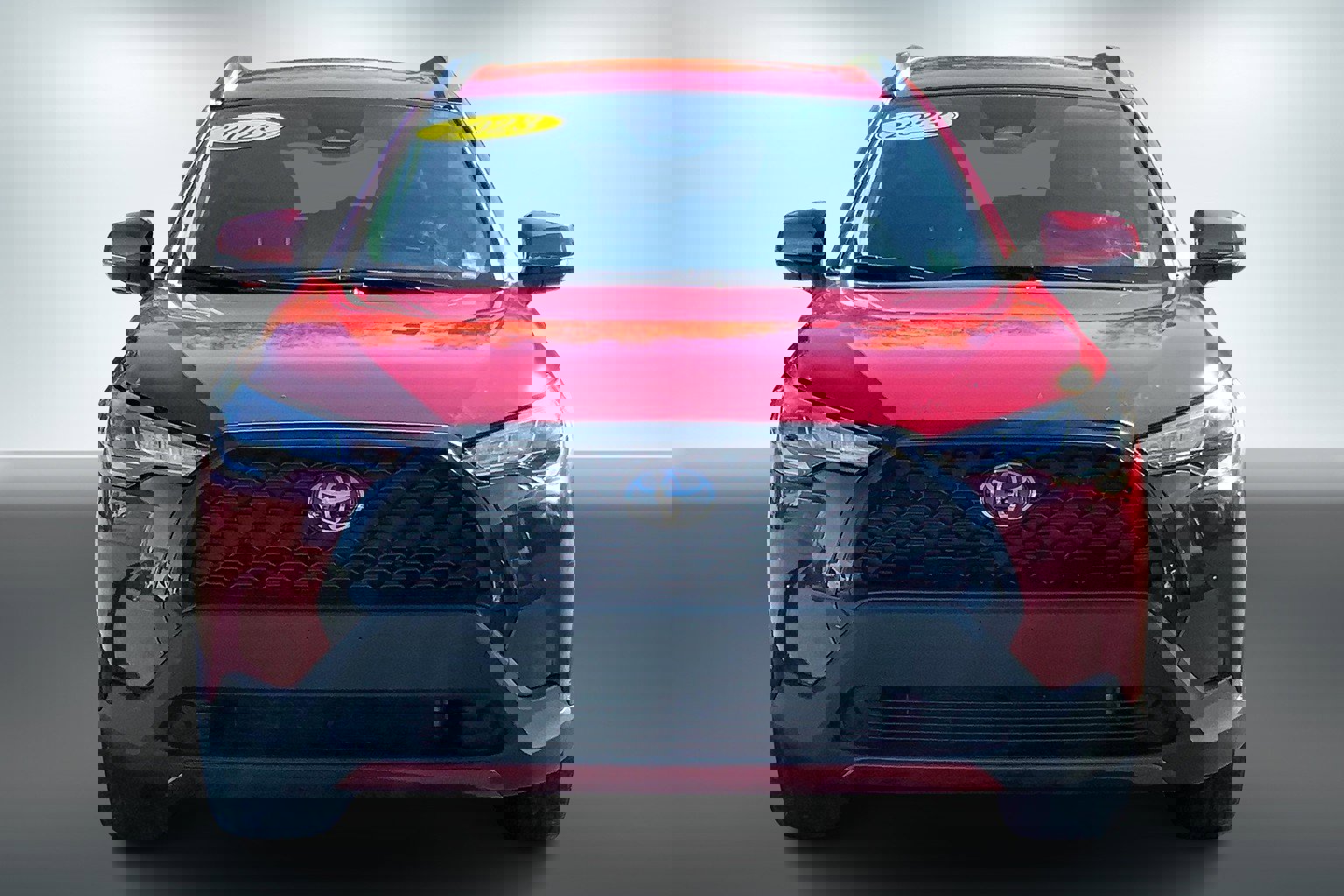2023 Toyota Corolla Cross LE photo 2