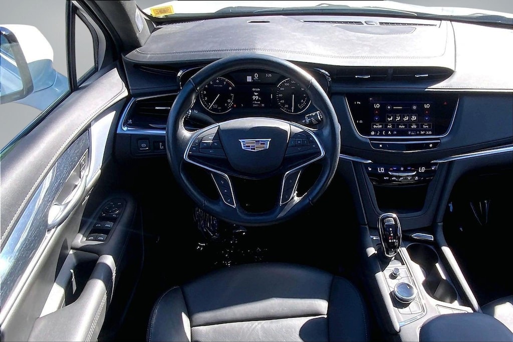 Used 2024 CADILLAC XT5 Premium Luxury SUV