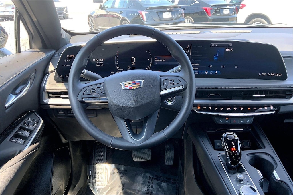 Used 2024 CADILLAC XT4 Luxury SUV