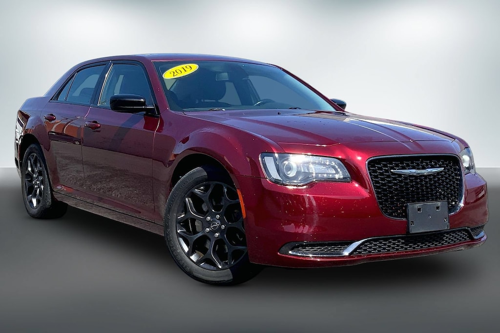 Used 2019 Chrysler 300 Touring