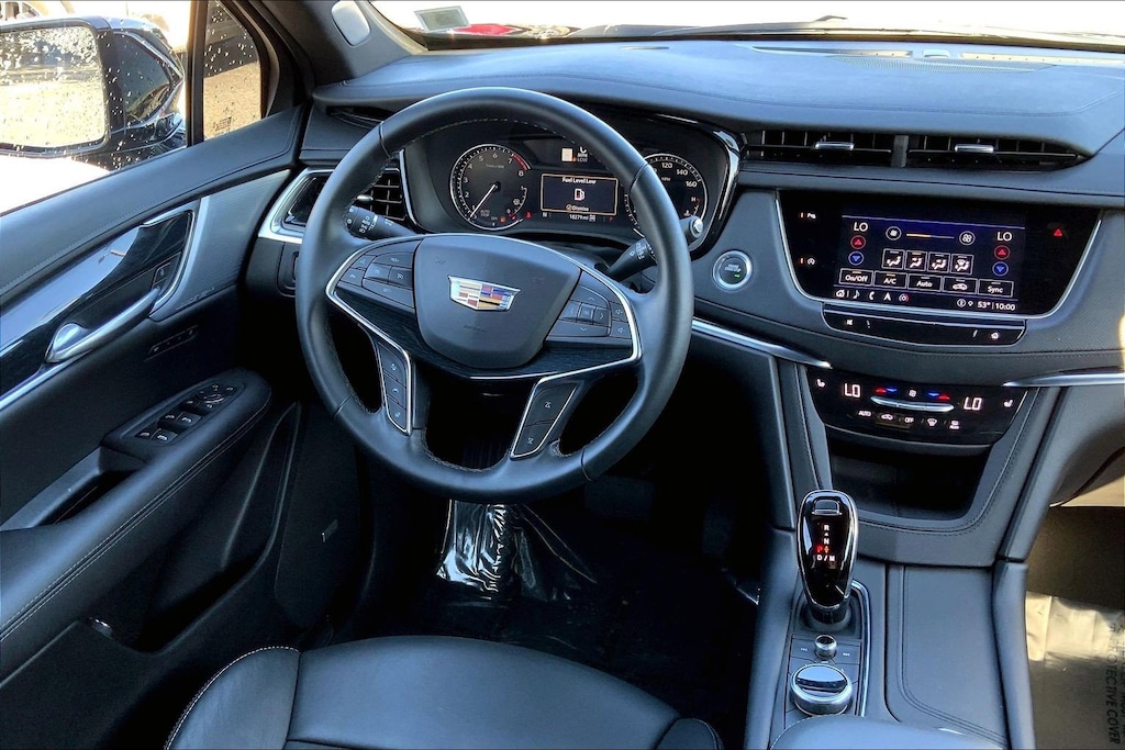 Used 2025 CADILLAC XT5 Premium Luxury SUV