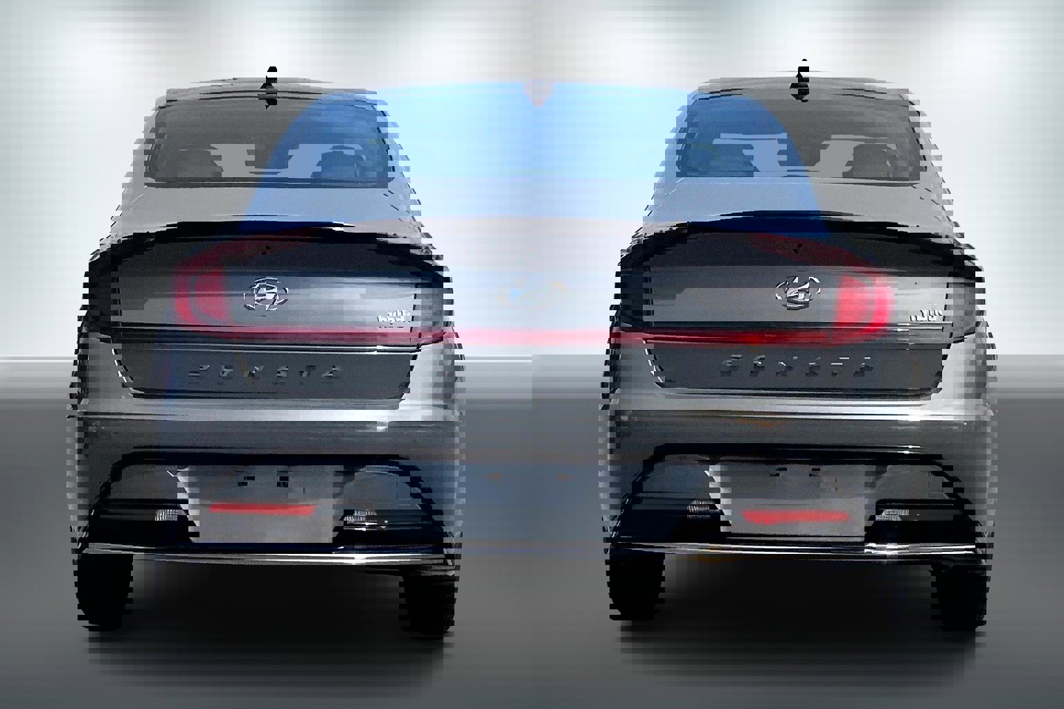 2022 Hyundai Sonata Hybrid Limited photo 3