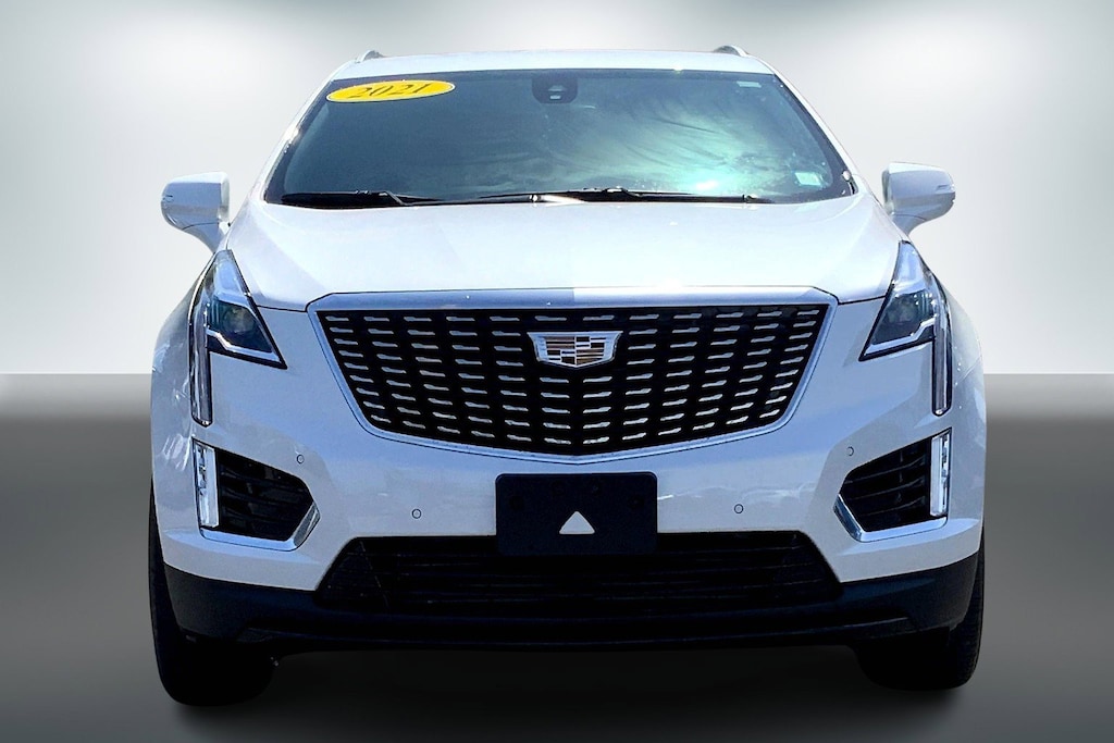 Used 2021 CADILLAC XT5 For Sale at Crest Cadillac VIN 1GYKNBR40MZ191443