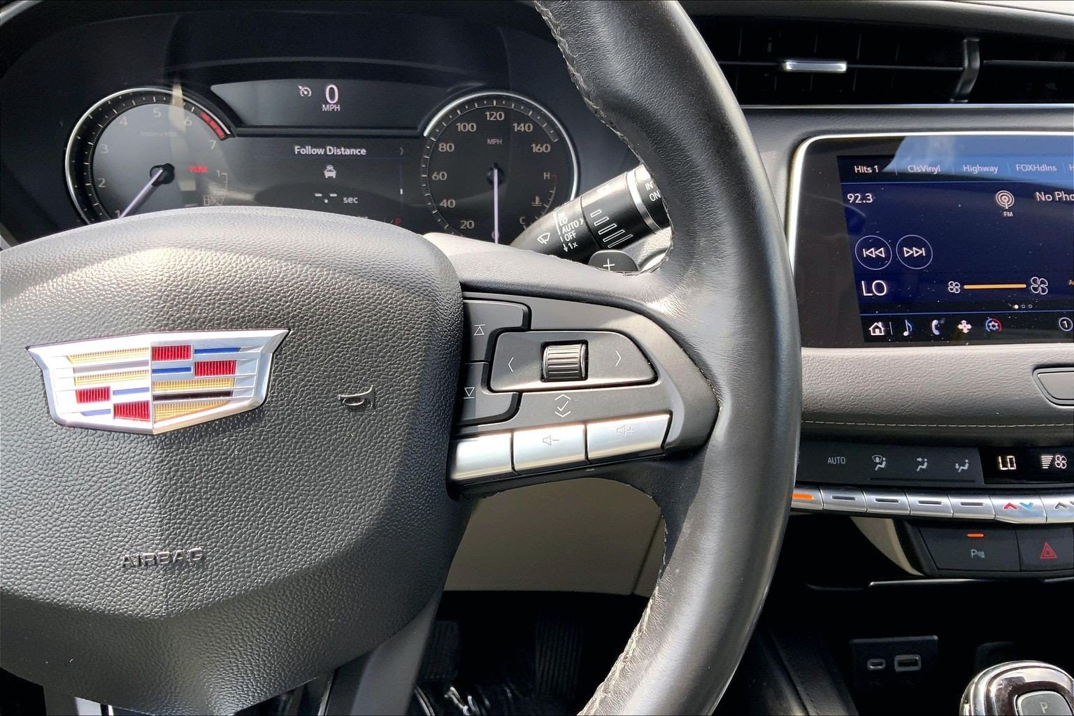 2023 Cadillac XT4 Premium Luxury - Photo 19