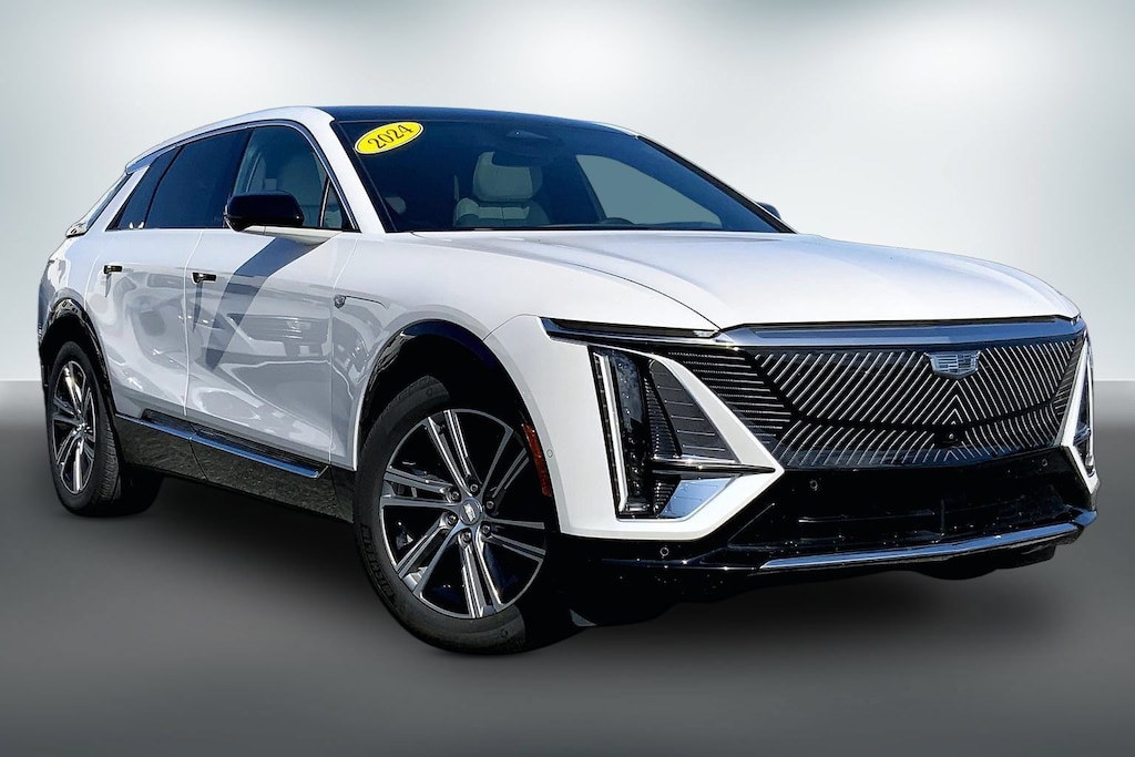 Used 2024 CADILLAC LYRIQ Luxury 1 SUV