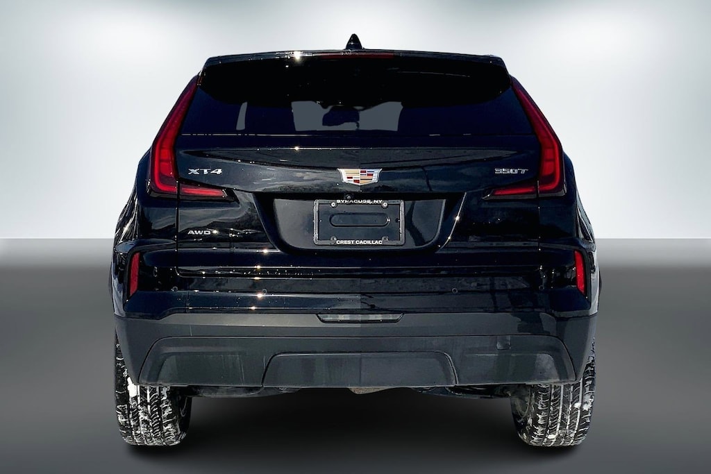 Used 2024 CADILLAC XT4 Luxury SUV