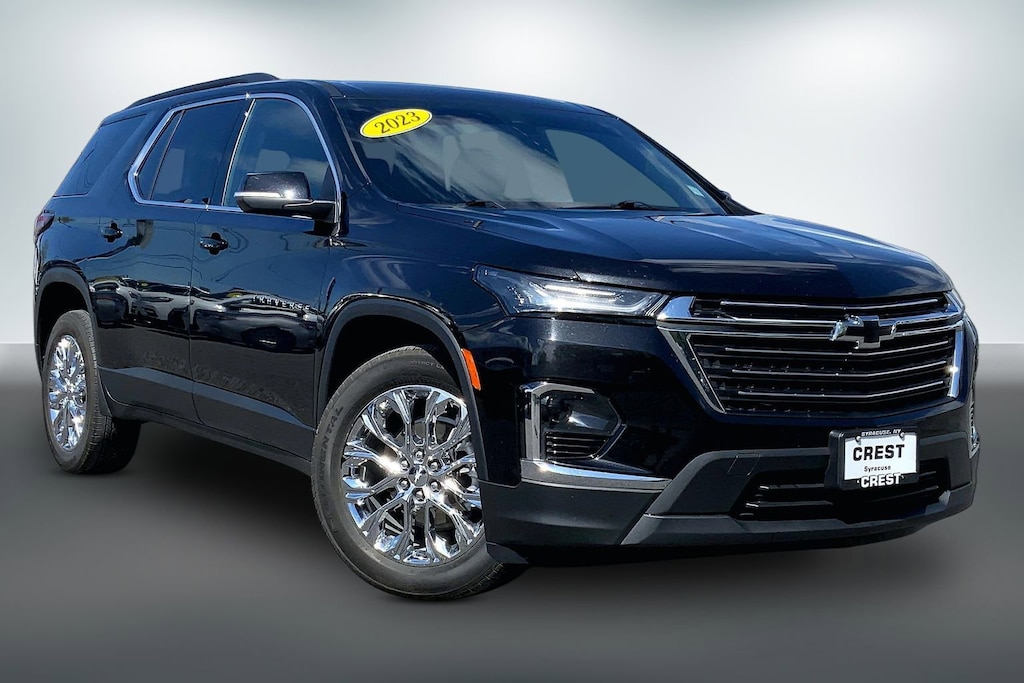 Used 2023 Chevrolet Traverse LT Leather SUV