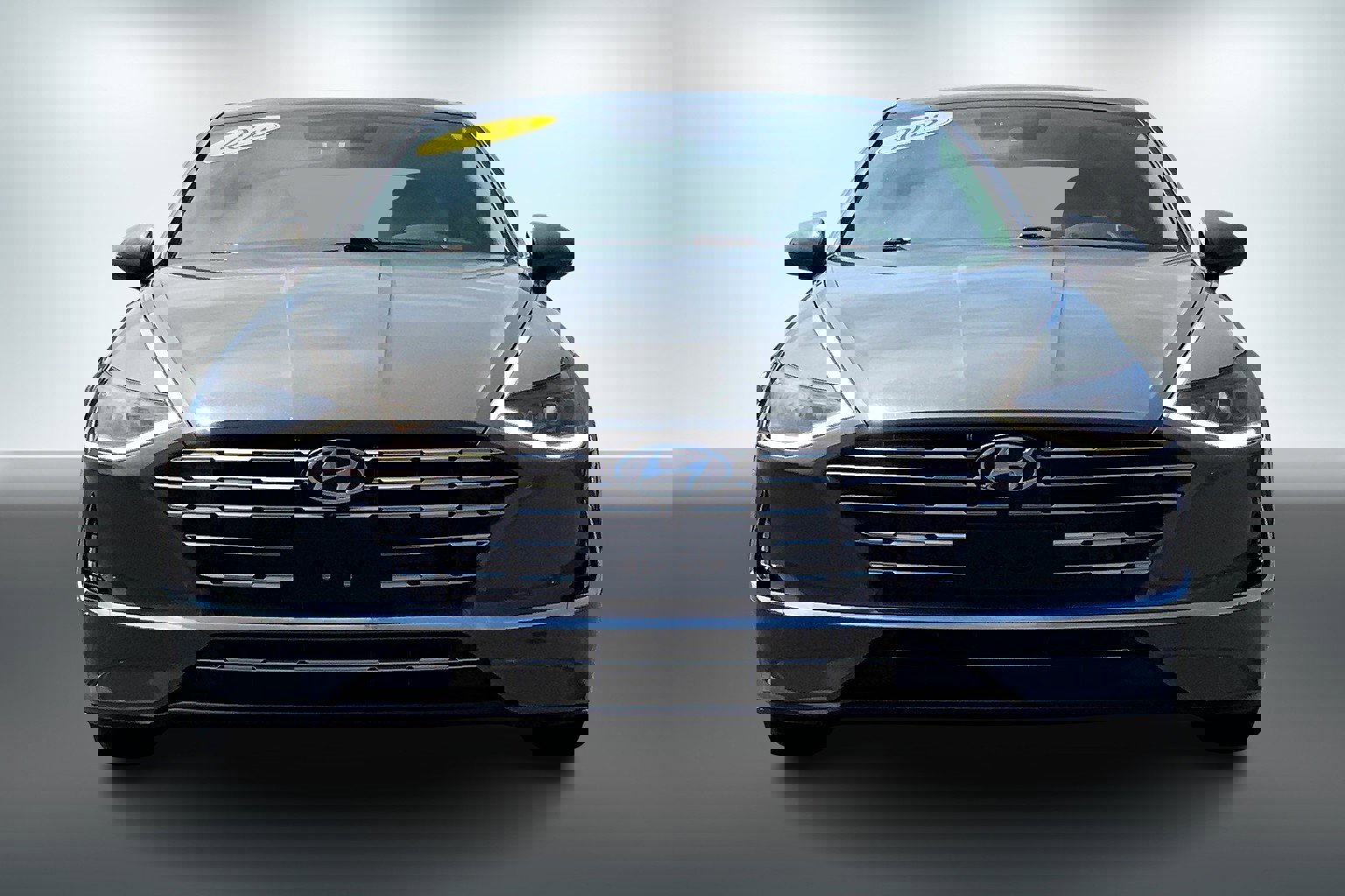 2022 Hyundai Sonata Hybrid Limited photo 2