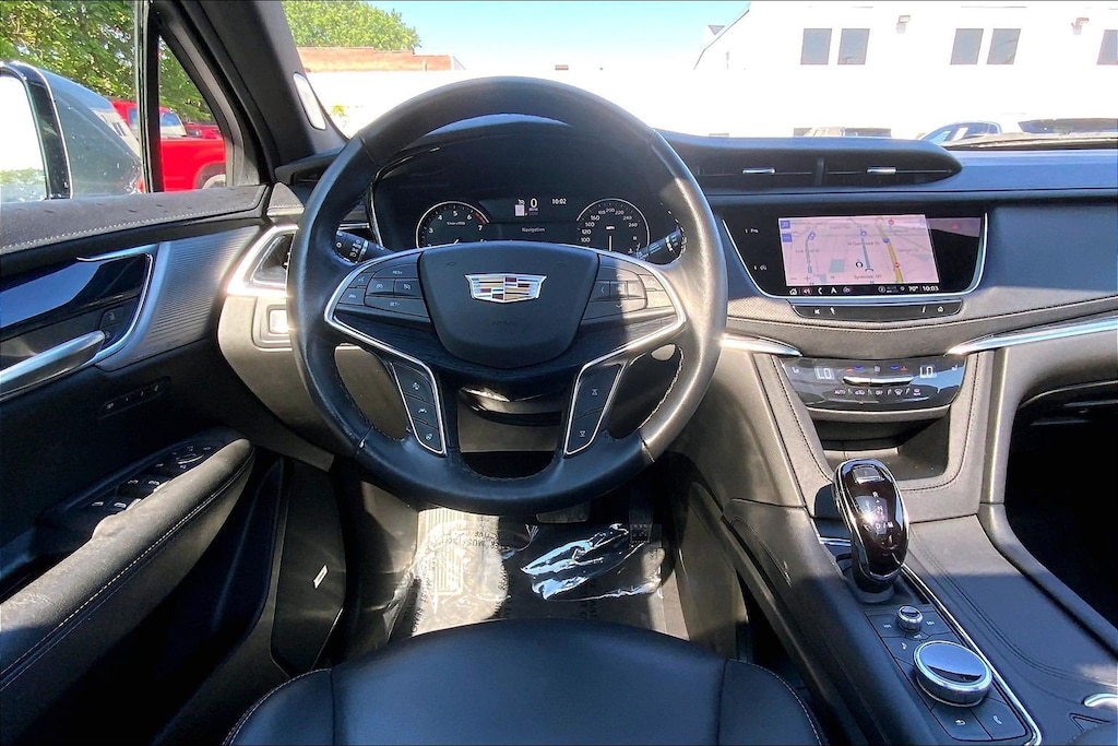 Used 2024 CADILLAC XT5 Premium Luxury SUV