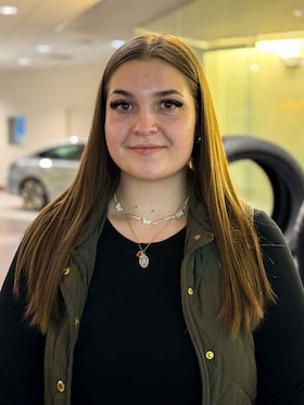 Staff member Leah Smith from ID_64dd30126b59