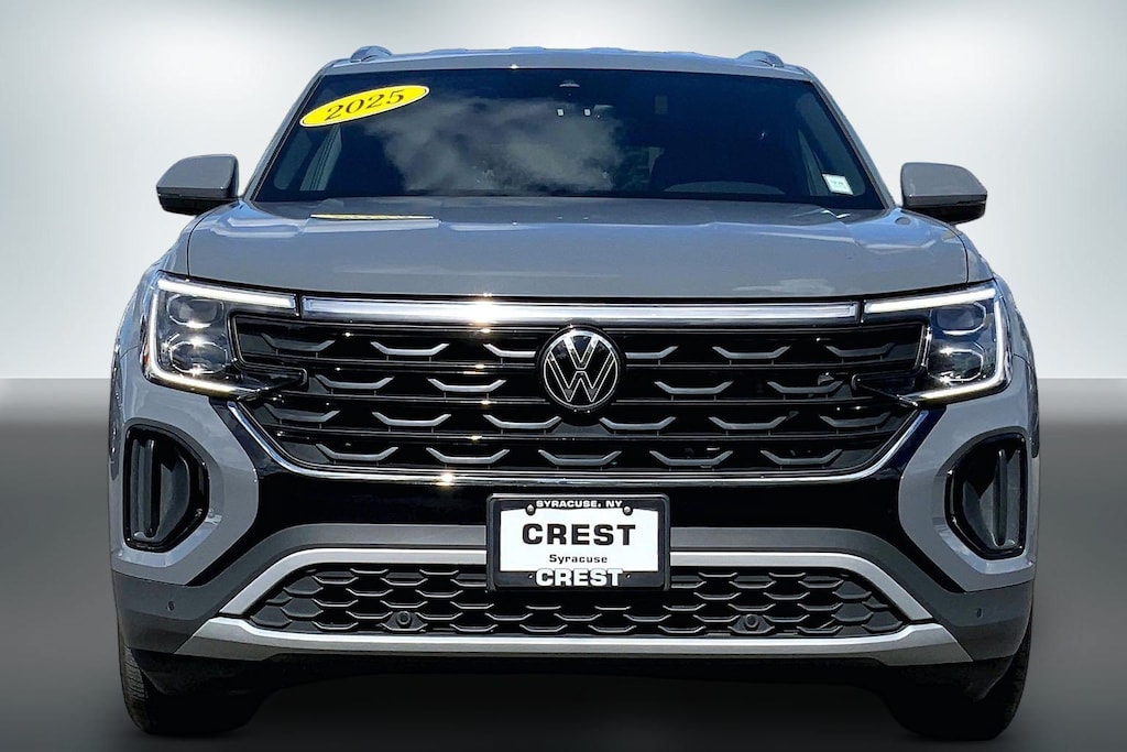 Used 2024 Volkswagen Atlas Cross Sport 2.0T SE w/Technology