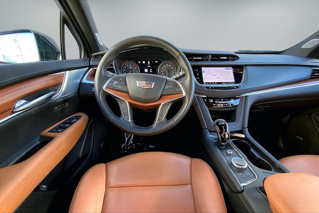 Used 2024 CADILLAC XT5 Premium Luxury SUV